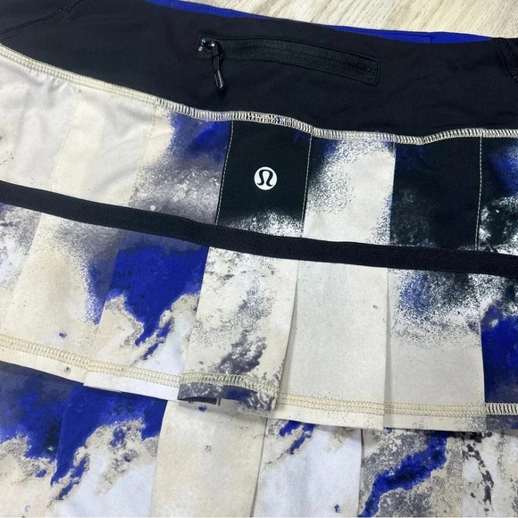 Lululemon Pace Setter Pleated Skirt Milky Way Galaxy Blue Marble RARE🦄 / 8T - Picture 9 of 16